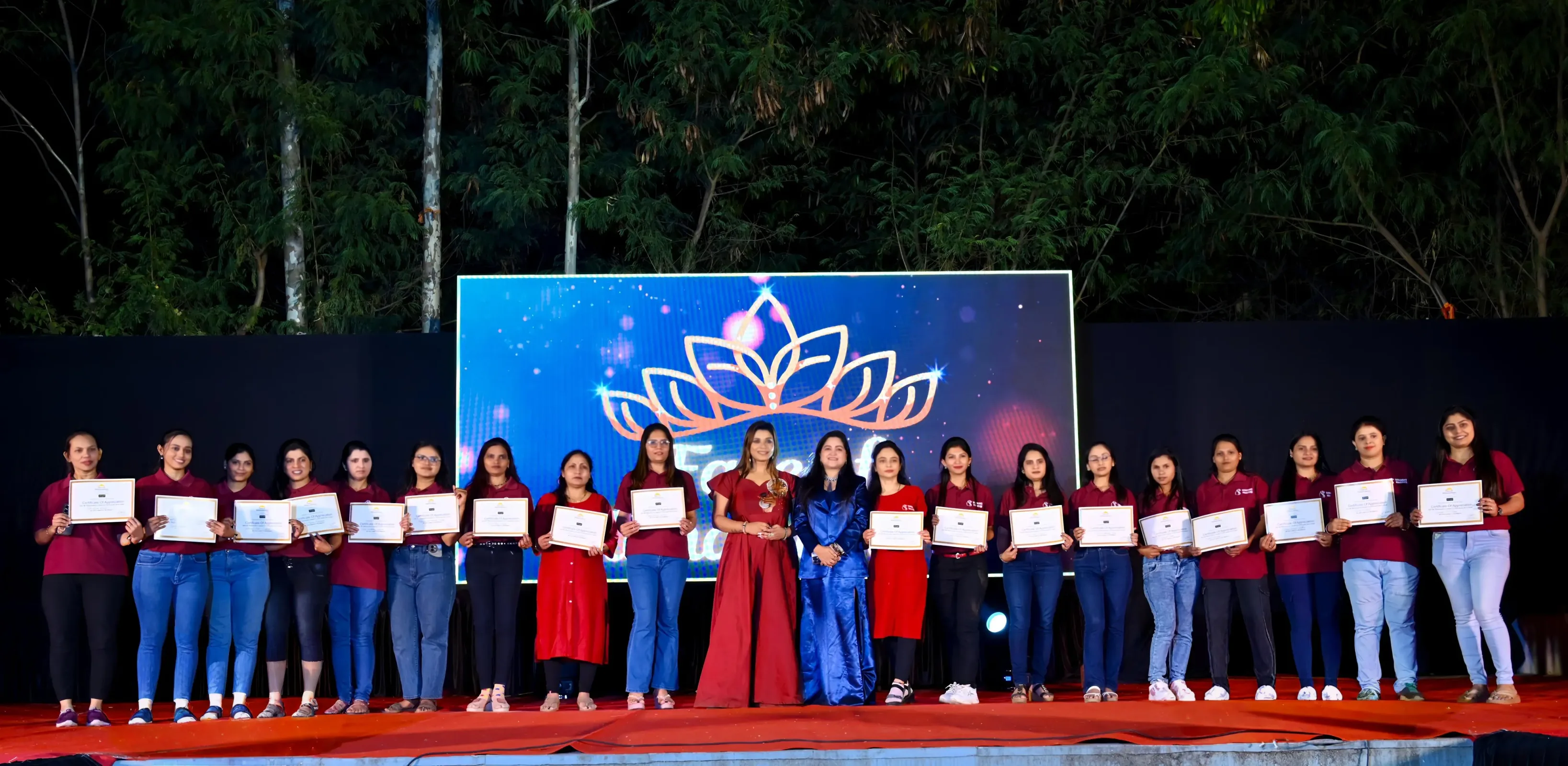 Sananda With Student Makeup Artist Team